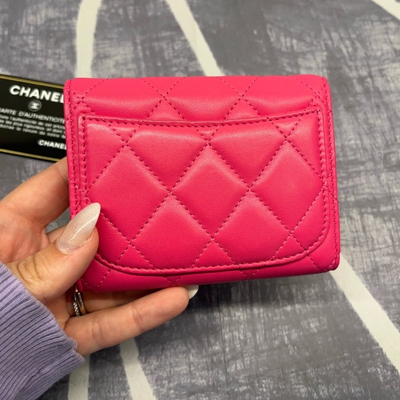 Chanel Compact Wallet (2014) - Picture 4 of 5